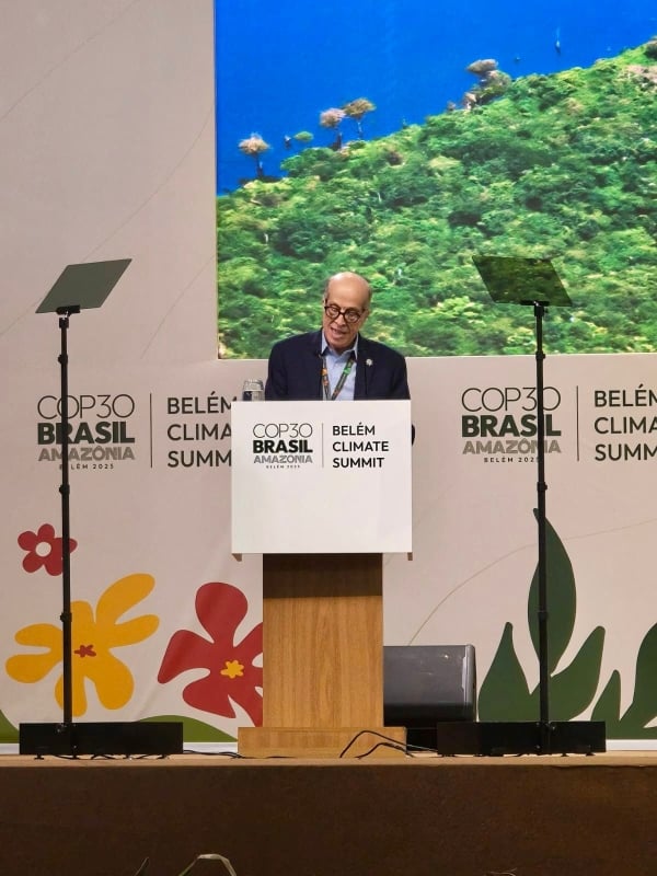 Max Puig llama en la Cumbre Climática a reorientar los modelos de desarrollo para enfrentar el cambio climático