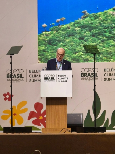 Max Puig llama en la Cumbre Climática a reorientar los modelos de desarrollo para enfrentar el cambio climático