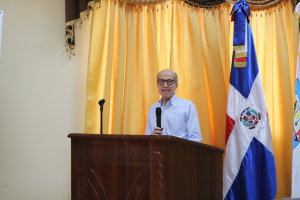 Max Puig advierte sobre "colapso climático" si no se toman las acciones necesarias.