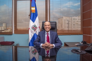  Max Puig es el nuevo VP del CNCCMDL mediante decreto 339-20. Imagen extraída de robertocavada.com